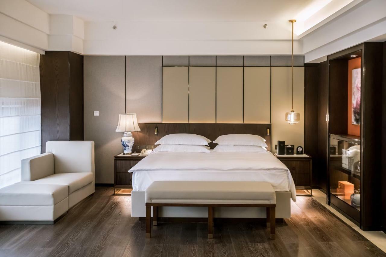 Crowne Plaza Zhanjiang Kang Yi, An Ihg Hotel Esterno foto