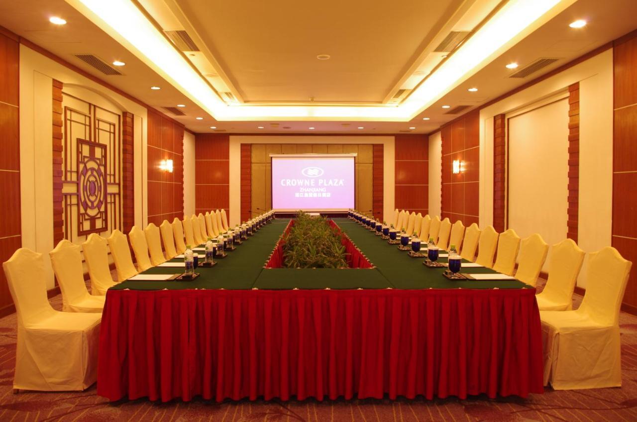 Crowne Plaza Zhanjiang Kang Yi, An Ihg Hotel Esterno foto