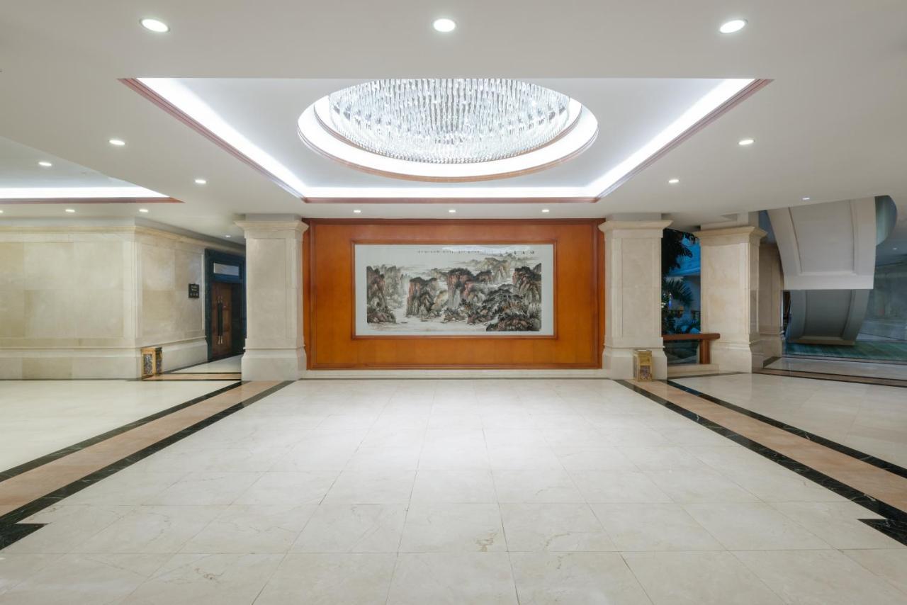 Crowne Plaza Zhanjiang Kang Yi, An Ihg Hotel Esterno foto